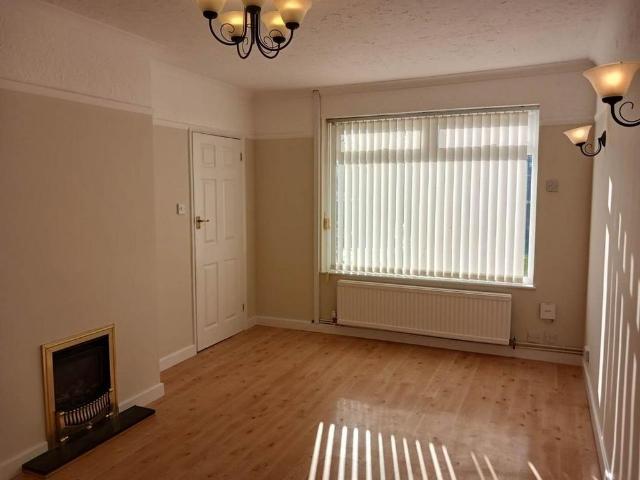 3 bedroom detached bungalow to rent