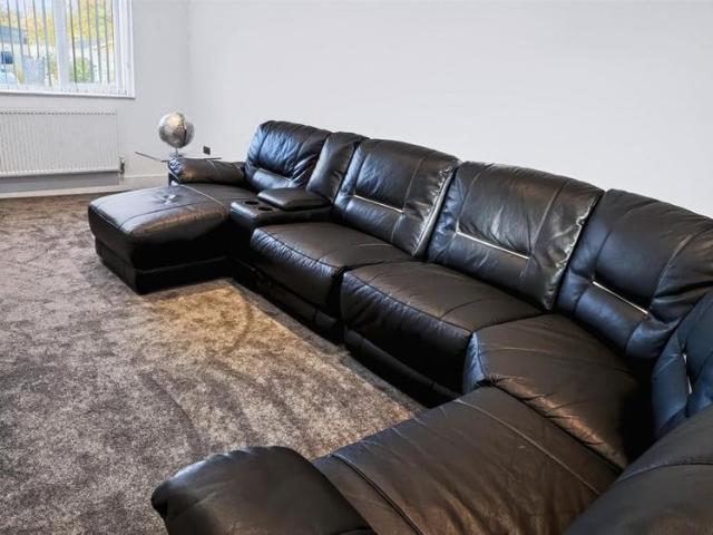 3 bedroom detached bungalow to rent