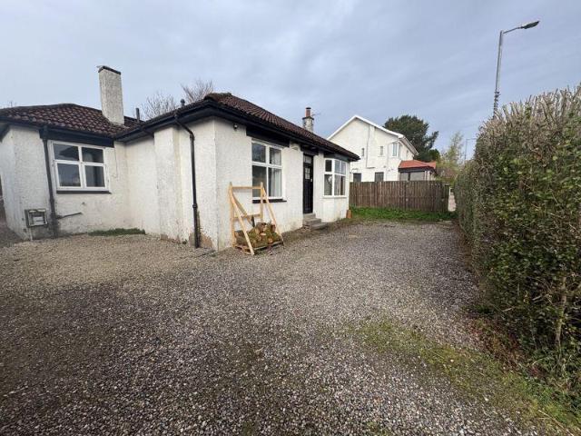 3 bedroom detached bungalow to rent