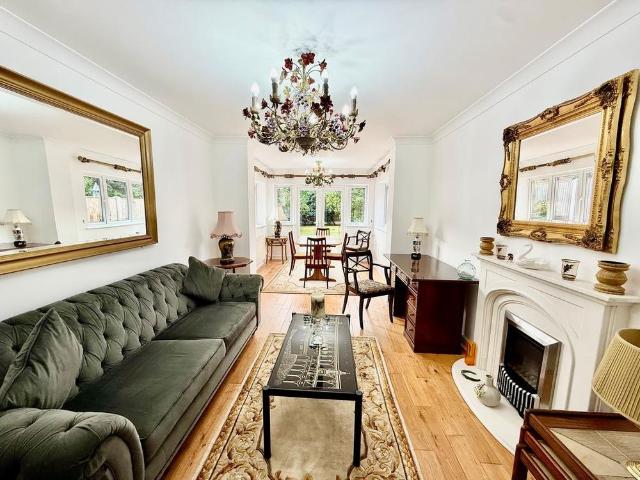 3 bedroom detached bungalow to rent
