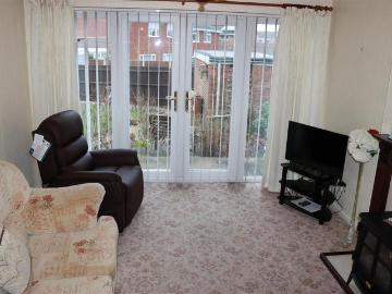3 bedroom detached bungalow to rent