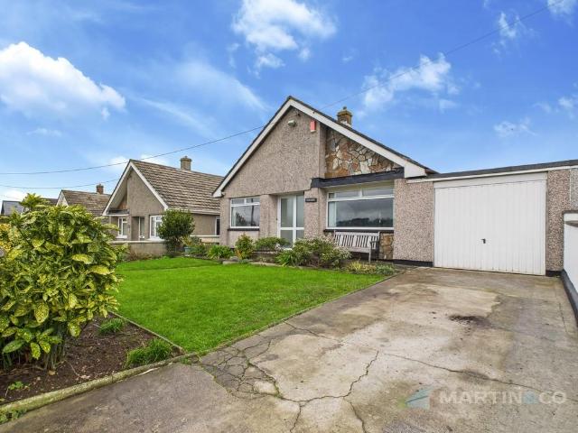3 bedroom detached bungalow to rent