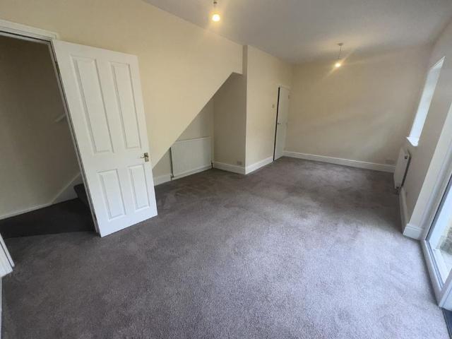 3 bedroom detached bungalow to rent