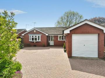 Bungalow to rent in The Tything WR1 Worcester - Garden