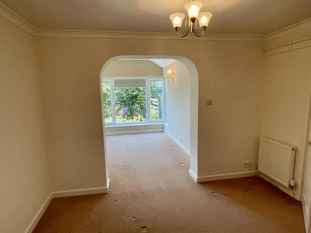 3 bedroom detached bungalow to rent