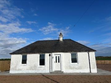 3 bedroom detached bungalow to rent