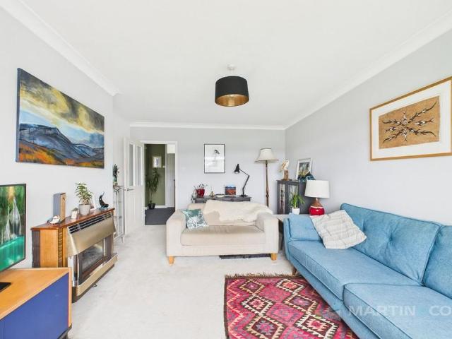 3 bedroom detached bungalow to rent