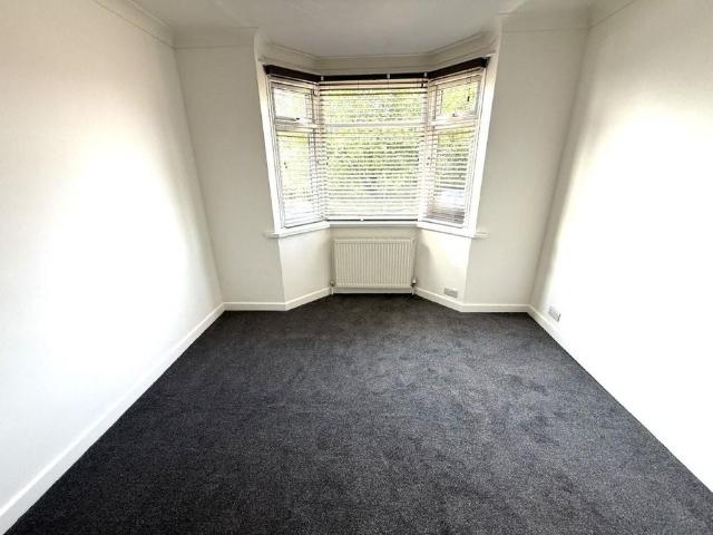 3 bedroom detached bungalow to rent