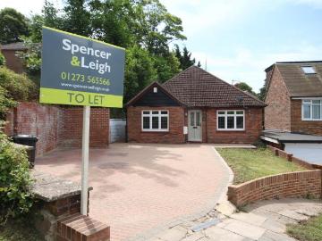 3 bedroom detached bungalow to rent