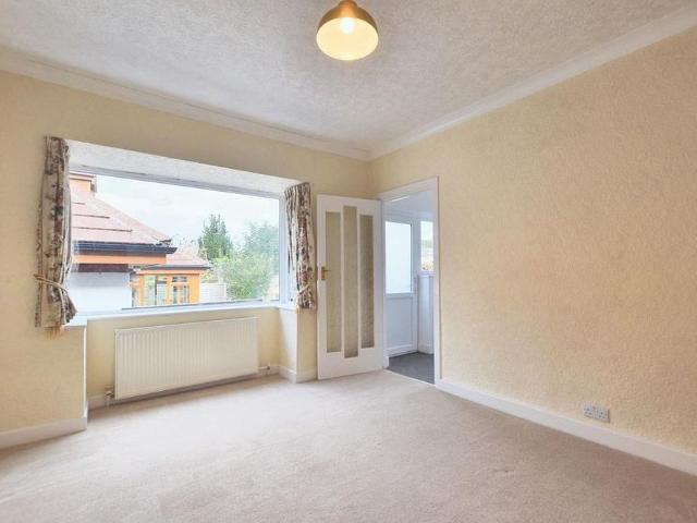 3 bedroom detached bungalow to rent