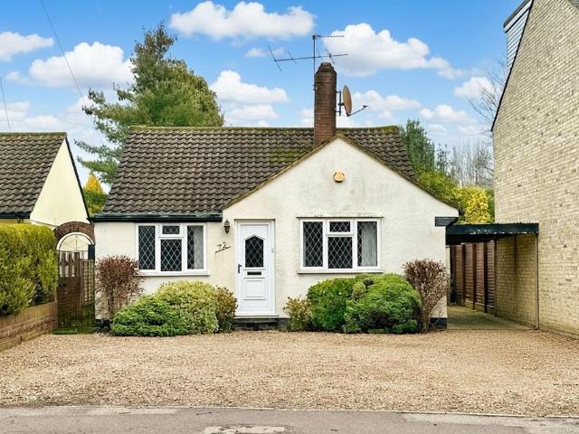 3 bedroom detached bungalow to rent