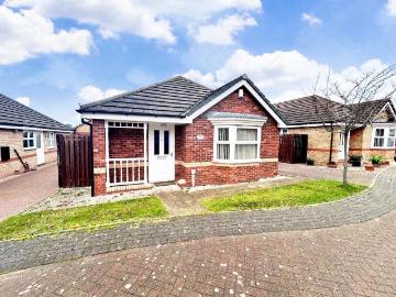 3 bedroom detached bungalow to rent