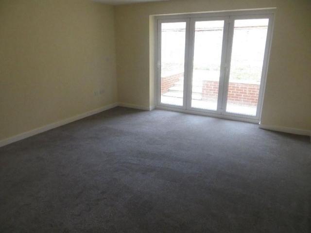3 bedroom detached bungalow to rent