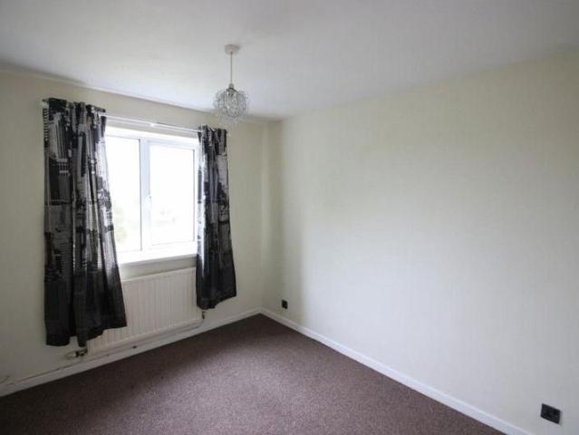 3 bedroom detached bungalow to rent