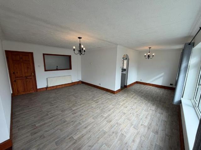 3 bedroom detached bungalow to rent