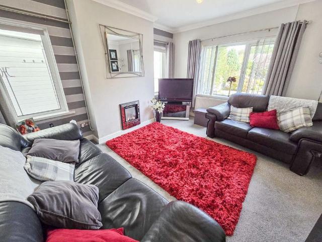 3 bedroom detached bungalow to rent