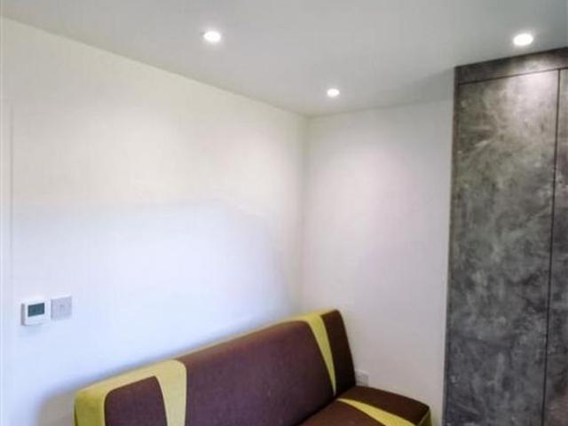 3 bedroom detached bungalow to rent