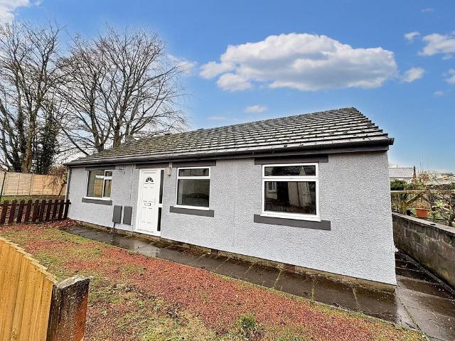 3 bedroom detached bungalow to rent