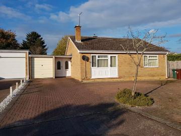 3 Bedroom Detached Bungalow To Rent In Buzzards Close, Little Bourton, Banbury, OX17