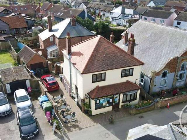 3 Bedroom Detached House