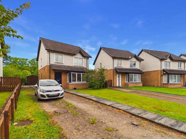 3 Bedroom Detached House