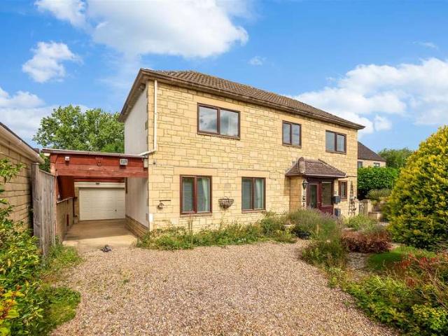 3 Bedroom Detached House