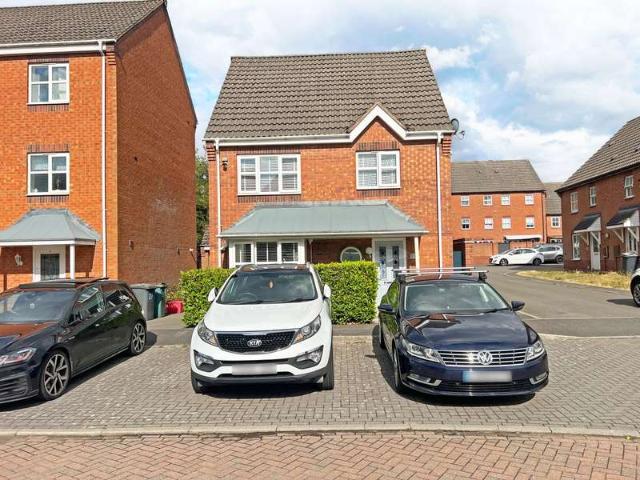 3 Bedroom Detached House
