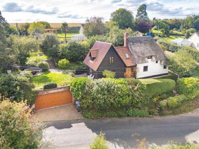 3 Bedroom Detached House