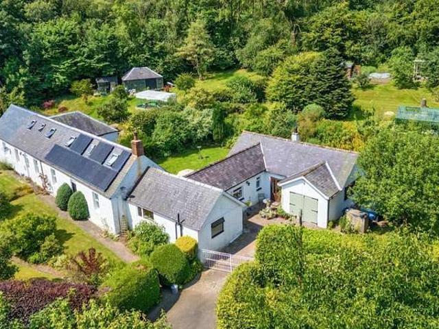 3 Bedroom Detached House
