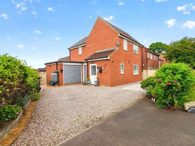 3 Bedroom Detached House