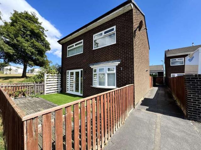 3 Bedroom Detached House