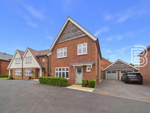 3 Bedroom Detached House