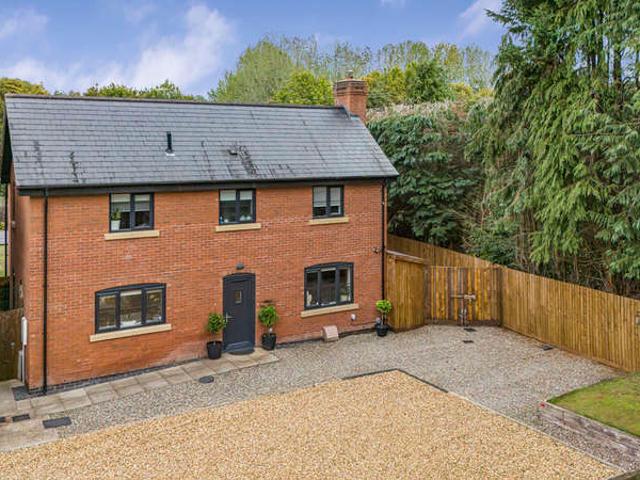 3 Bedroom Detached House