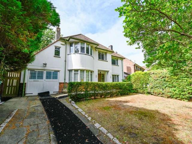 3 Bedroom Detached House