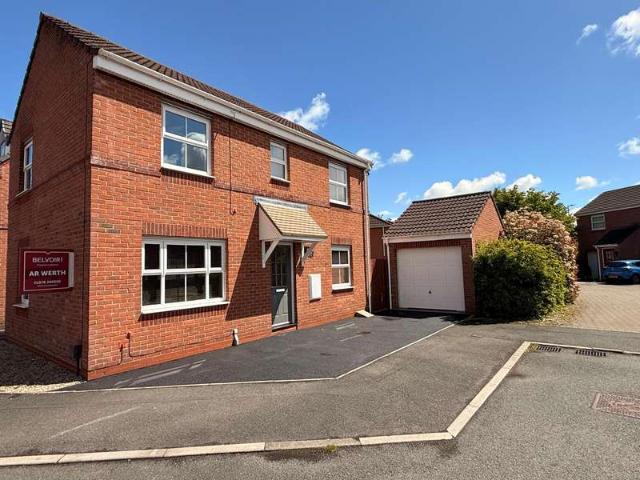 3 Bedroom Detached House