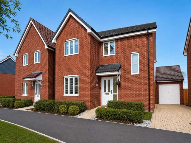 3 Bedroom Detached House