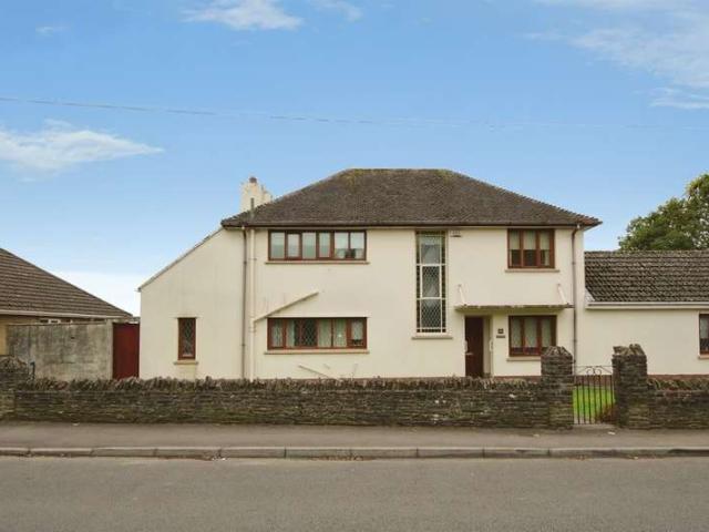 3 Bedroom Detached House