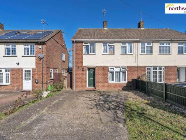3 Bedroom Semi Detached House