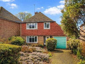 3 Bedroom Detached House