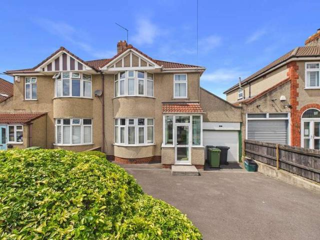 3 Bedroom Detached House