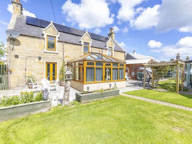 3 Bedroom Detached House