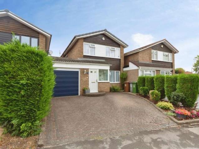 3 Bedroom Detached House