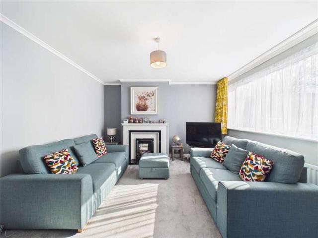 3 Bedroom Detached House