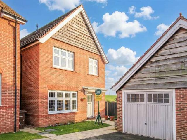 3 Bedroom Detached House