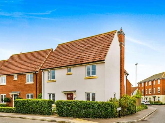 3 Bedroom Detached House