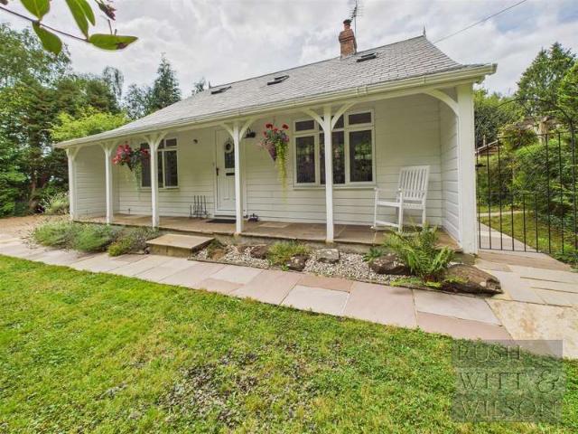 3 Bedroom Detached House