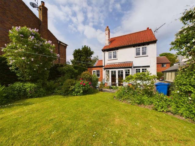 3 Bedroom Detached House