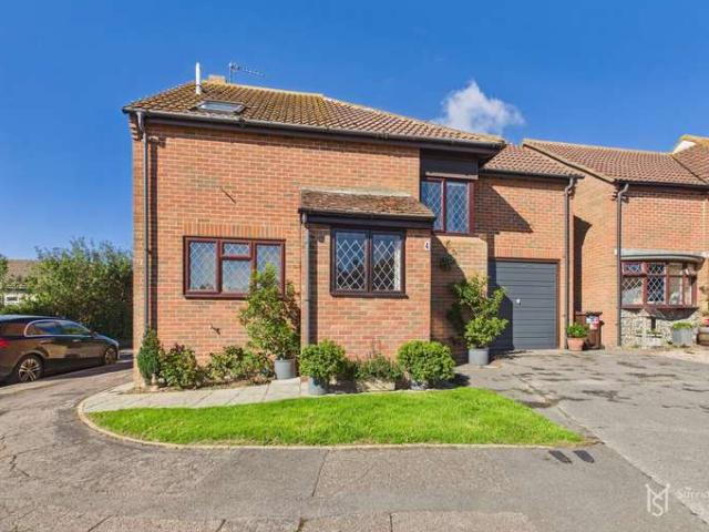 3 Bedroom Detached House