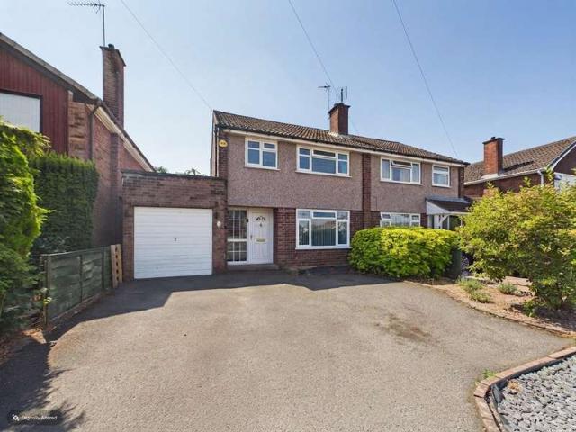 3 Bedroom Detached House