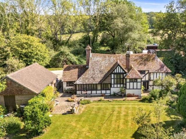 3 Bedroom Detached House
